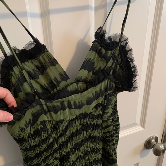 L.A.M.B. Smocked Double Strap Silk Dress Sz 10 EUC - Picture 8 of 9